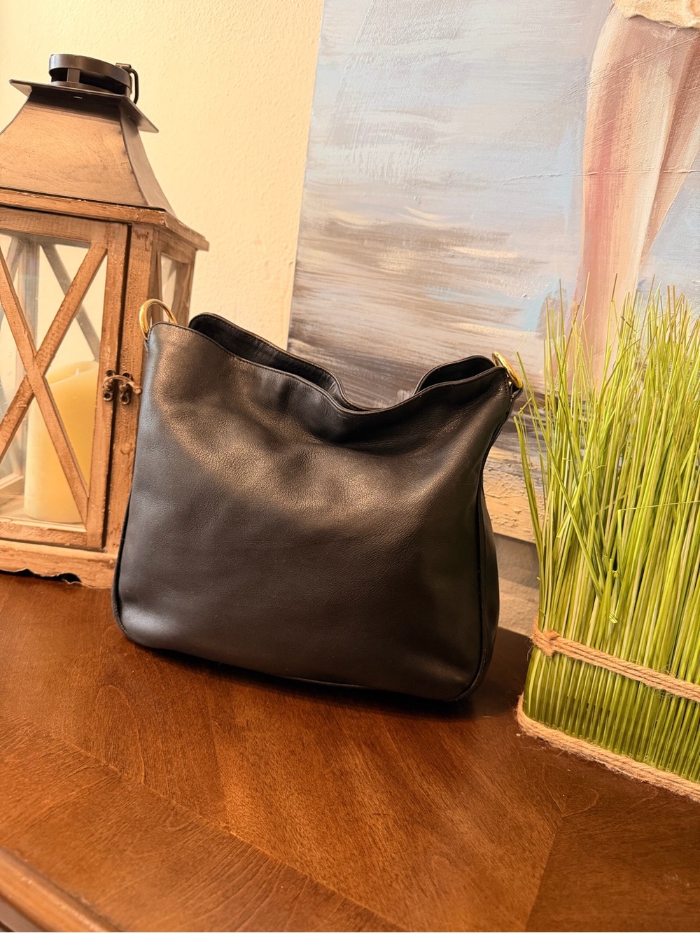 Authentic Gucci Classic Black Leather Hobo Bag with Bamboo Handle - Picture 2 of 8